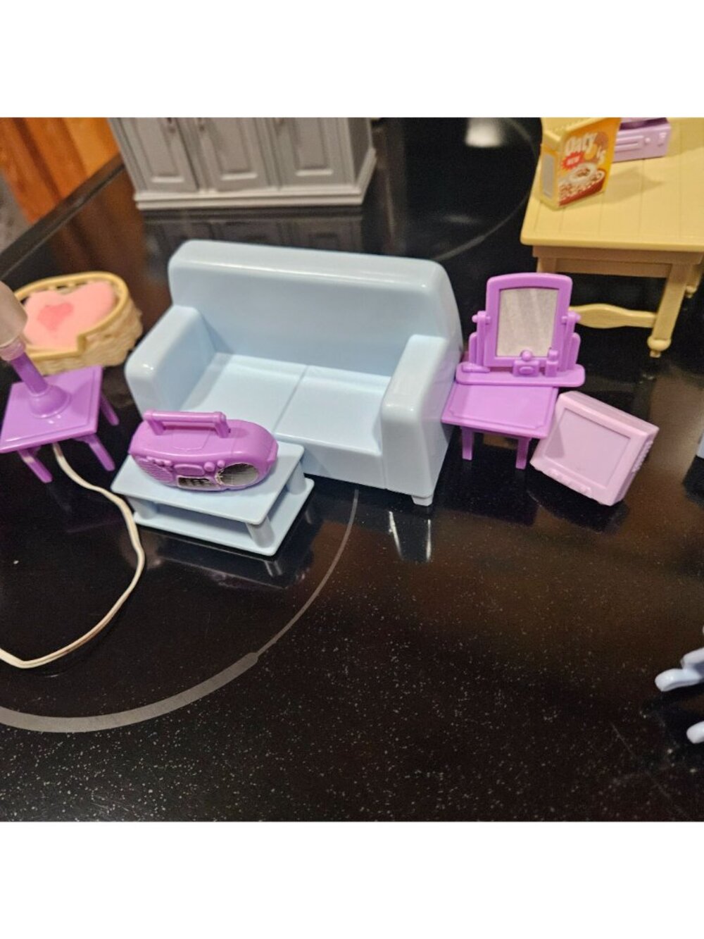 Plastic Dollhouse Furniture Miniature Plastic Bedroom Kitchen Living Room - Picture 11 of 16